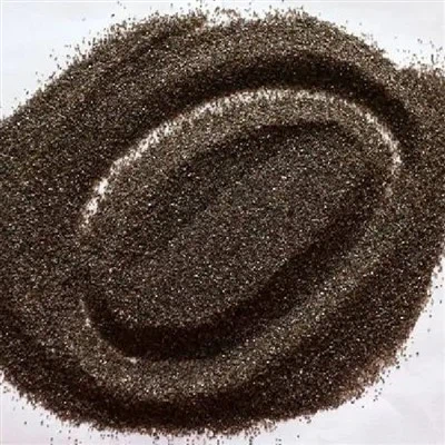 Vilka är de dielektriska egenskaperna hos halvspröd korund?